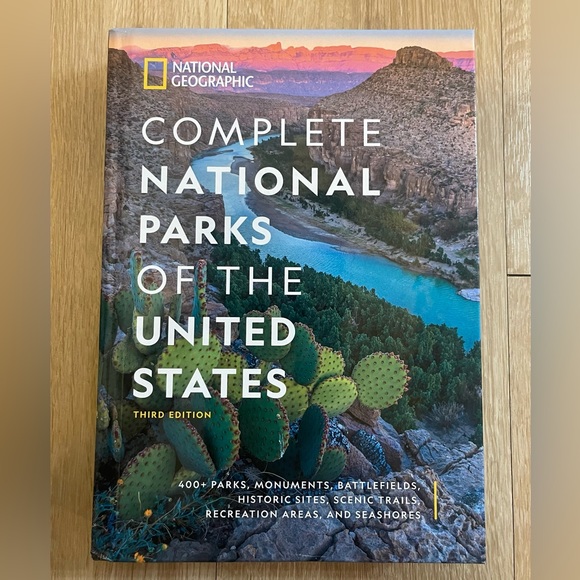 National Geographic Complete National Parks of the United States - Picture 1 of 3